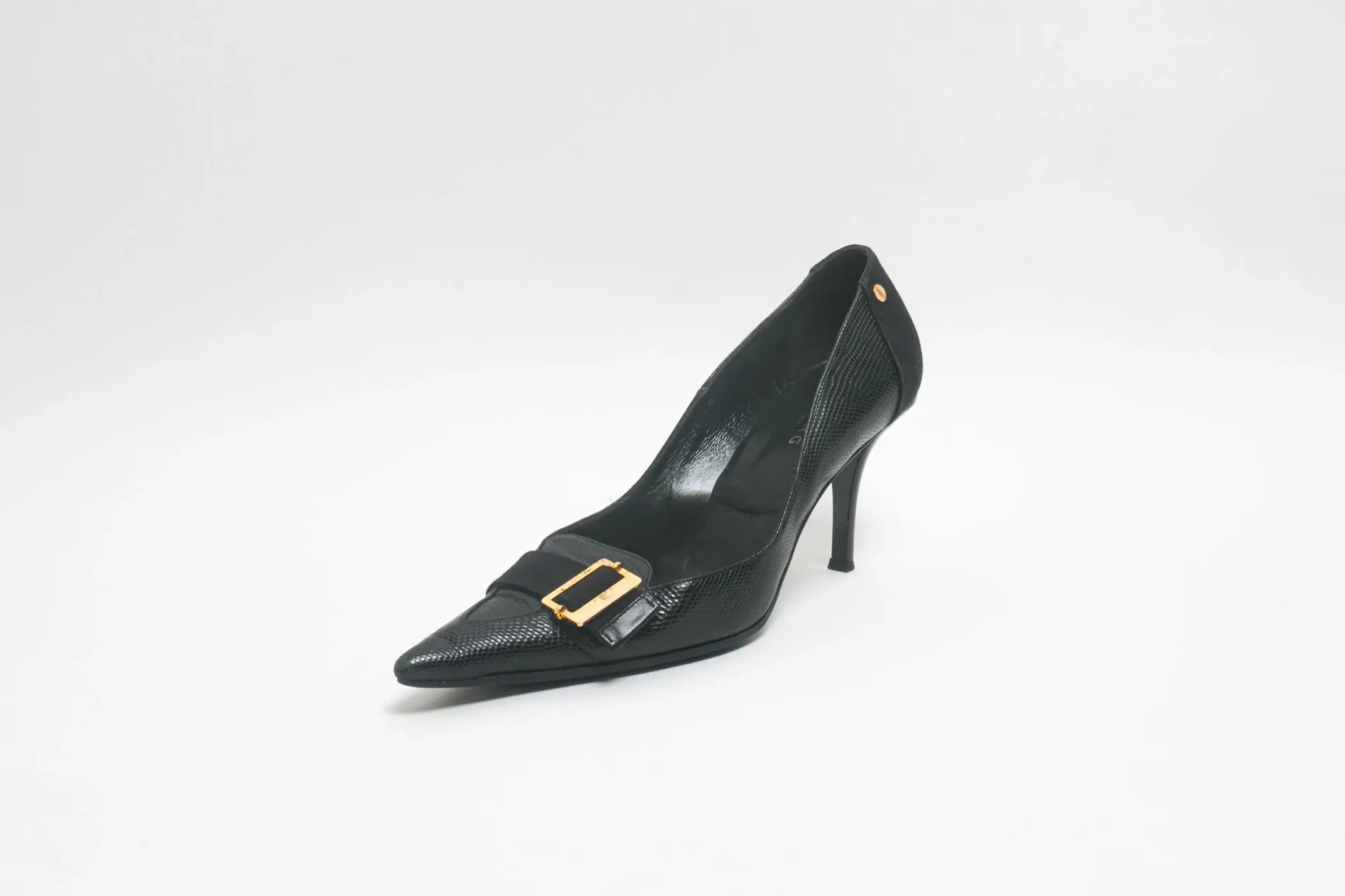 [DV23-10] Escarpins femme en cuir noir à effet texturé
CEBERG, Italy