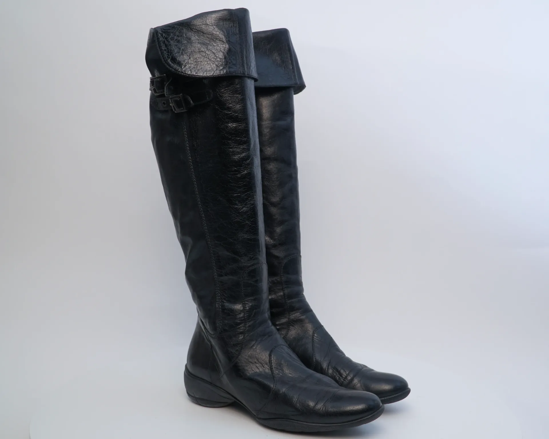[23017] Bottes femme en cuir noir, zippé
