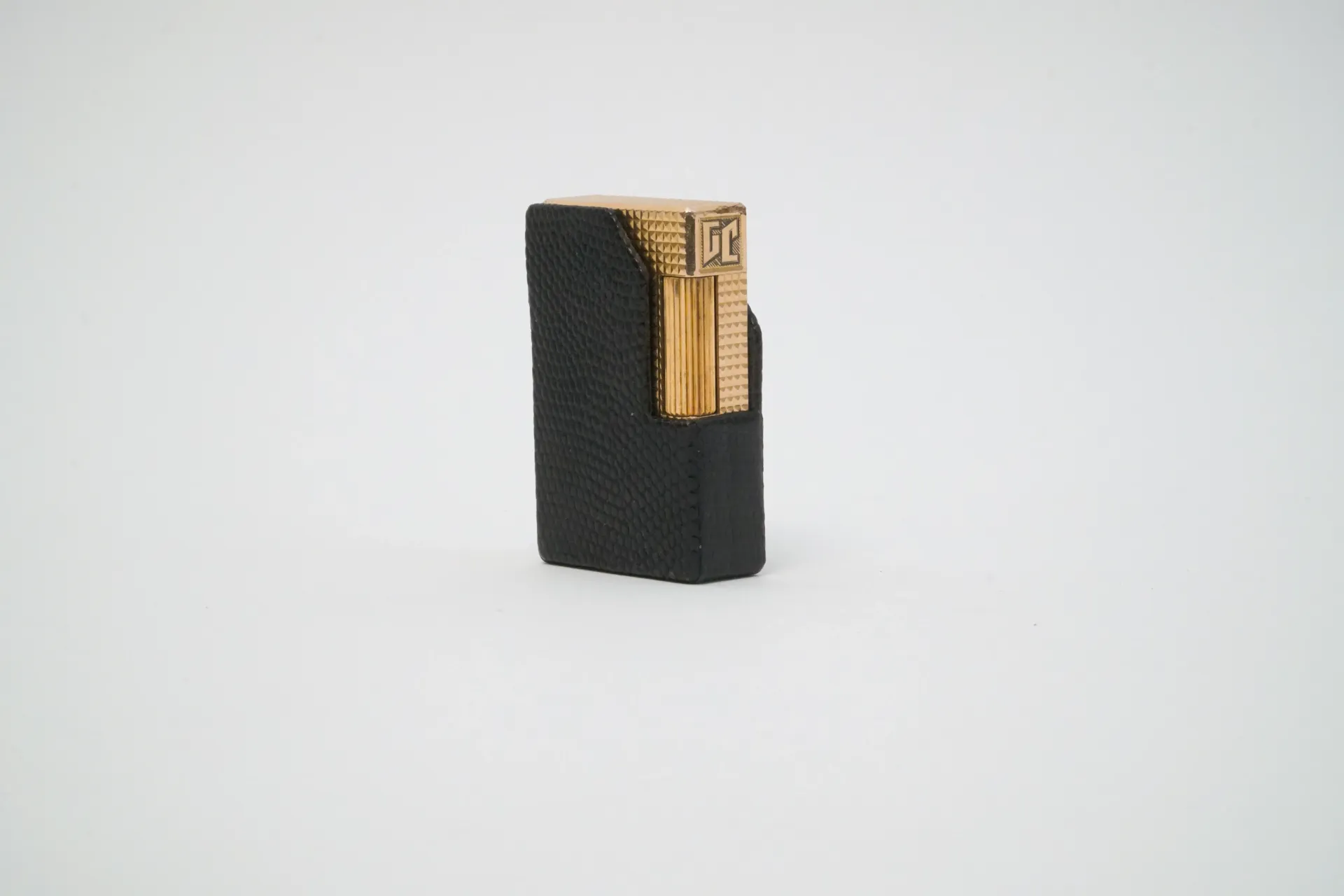 Briquet S.T. Dupont Paris doré 20 microns — décor quadrillé, boîte et documents d'origine