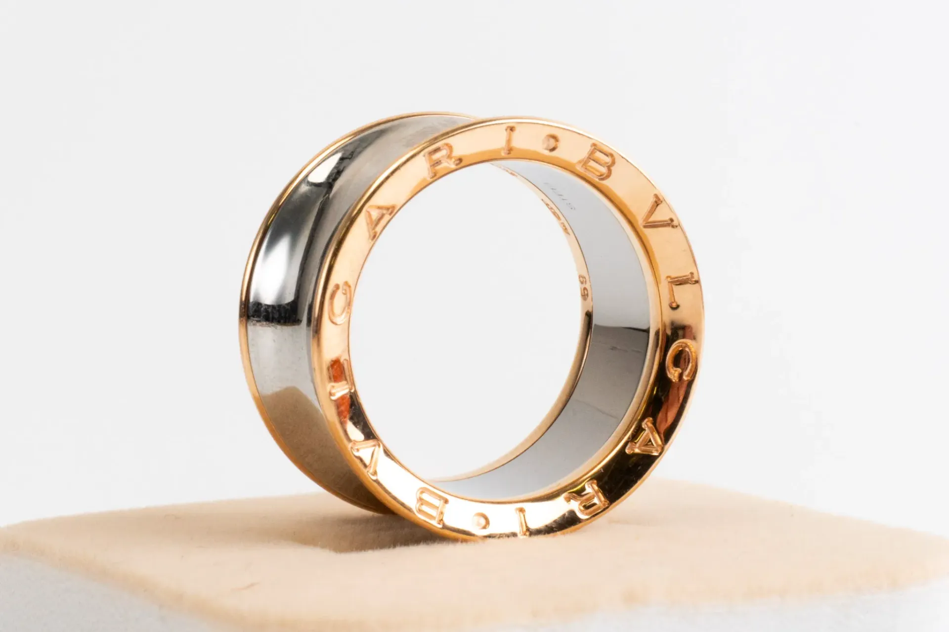 Bague Bvlgari B.zero1 One-Band or 750 et acier : taille 59