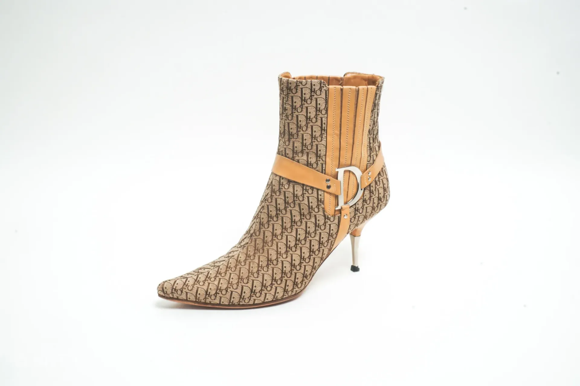 [DV23-05] Bottines Christian Dior en Toile monogrammée - Dior Oblique Camel